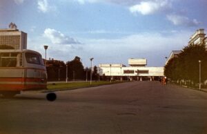 Ульяновск, автобус у мемцентра