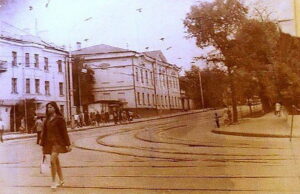 Ульяновск, Девушка на Ленина