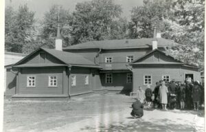 Ульяновск, дом ленина со двора