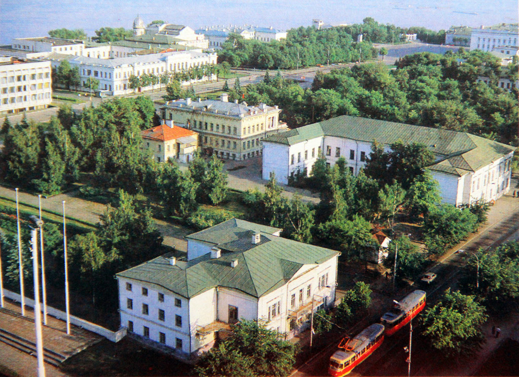 Ульяновск, дом языковых сверху