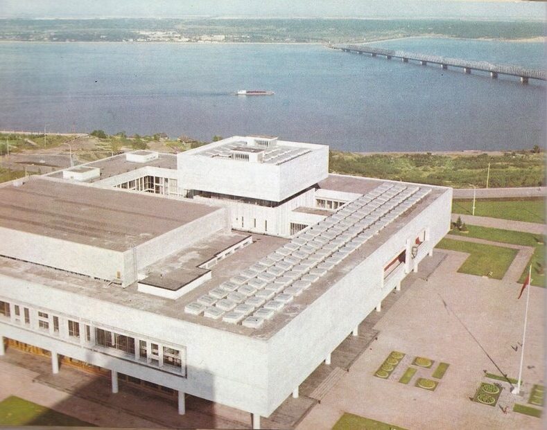 Ульяновск, Крыша мемцентра