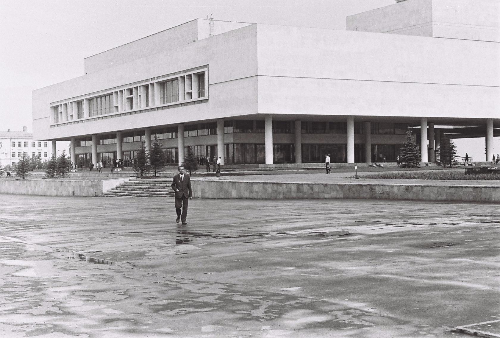 Ульяновск, мемцентр 70е