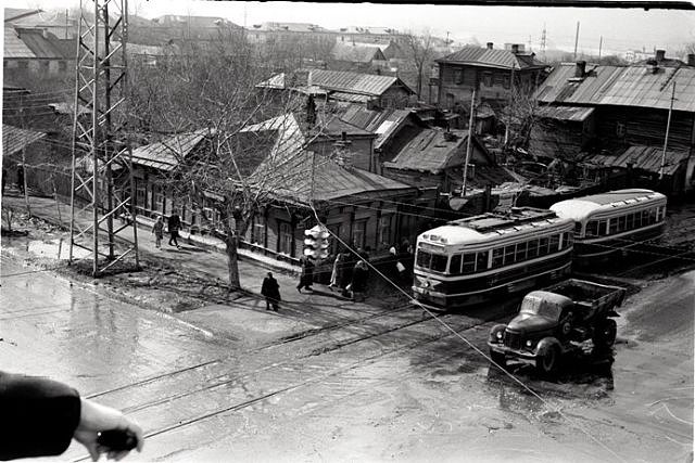Ульяновск, транспорт на старой минаева сверху